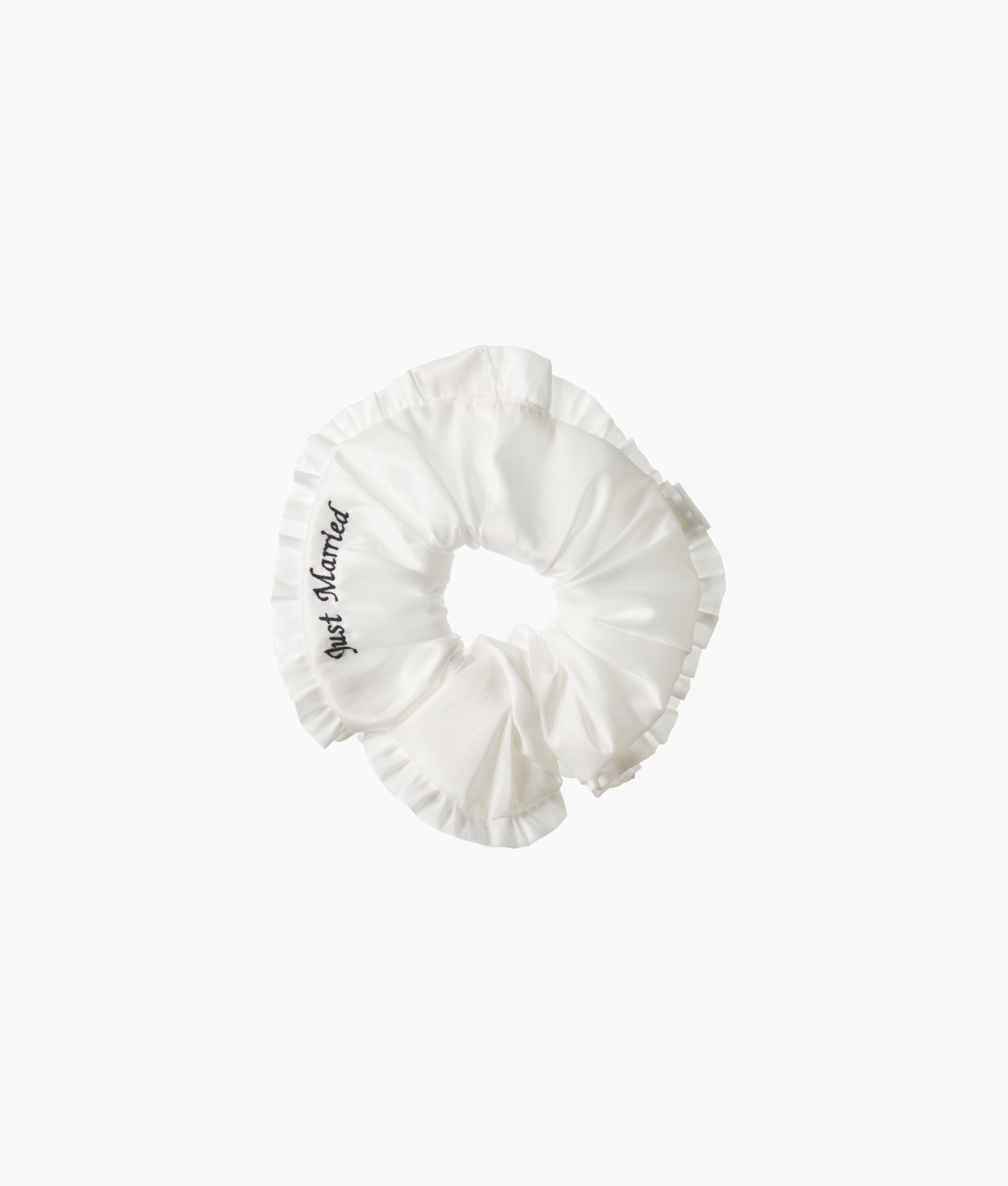 Margot scrunchie in ivory - Just married